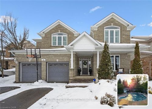 42 Fischer Crt, Kitchener, ON, N2P2V9 | Card Image