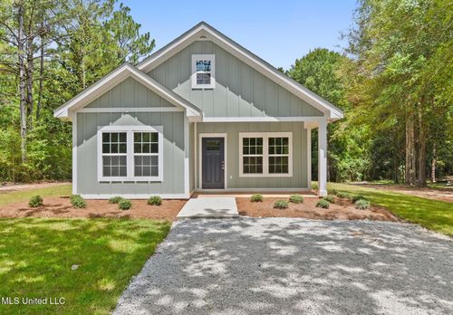 124 Readys Drive, Lucedale, MS, 39452 | Card Image