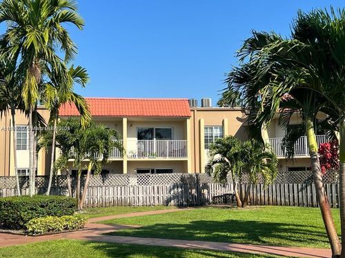 apt-101-5000 Nw 79th Ave, Doral, FL, 33166-4718 | Card Image