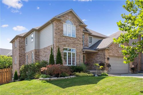 867 Creekside Dr, Waterloo, ON, N2V2S7 | Card Image