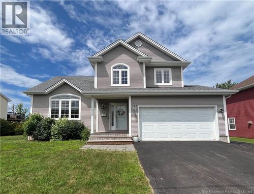 123 Mayfield St, Moncton, NB, E1G5K8 | Card Image