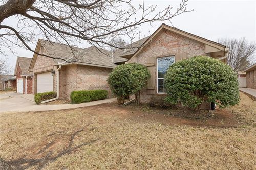 16600 Tonka Trl, Edmond, OK, 73012-7061 | Card Image