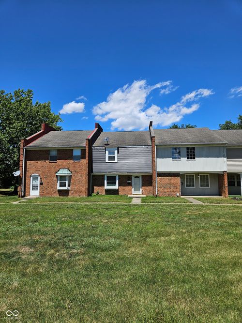 6312 Commons Dr, Indianapolis, IN, 46254-2701 | Card Image