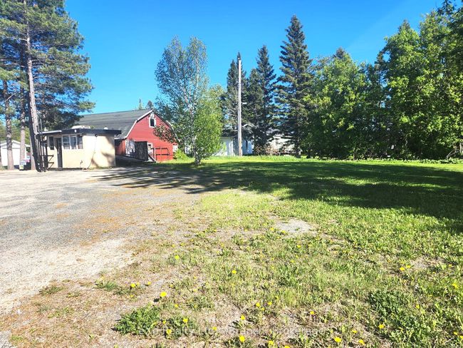 38 Huron Rd, Home with 0 bedrooms, 1 bathrooms and 15 parking in Cochrane ON | Image 5