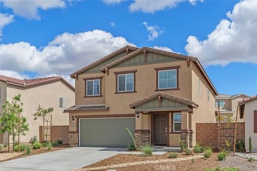 28876 Camaro Dr, Winchester, CA, 92596-8068 | Card Image