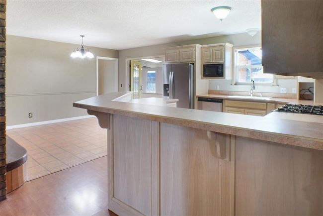 Kitchen | Image 6
