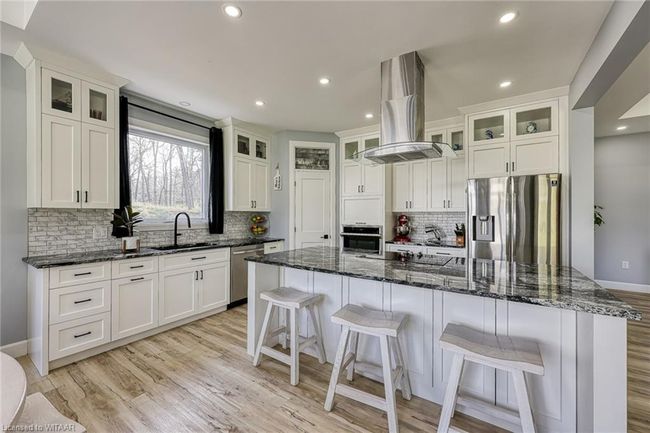 1942 59 Highway, House other with 4 bedrooms, 3 bathrooms and 17 parking in Walsingham ON | Image 5