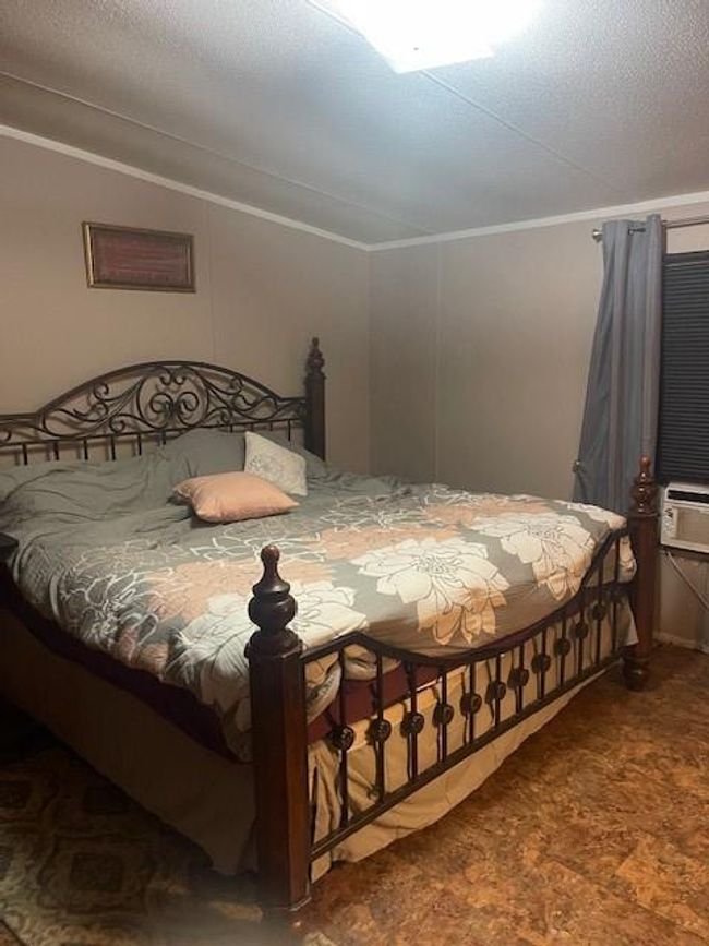 320 Oak Tree Dr, House other with 3 bedrooms, 2 bathrooms and null parking in Pointblank TX | Image 7