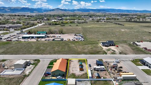 145 Cinema Dr, Buffalo, WY, 82834-8913 | Card Image