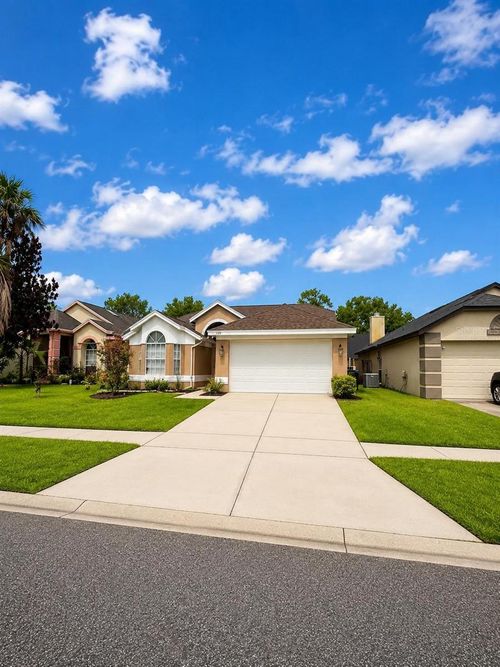 2144 Crosshair Circle, ORLANDO, FL, 32837 | Card Image