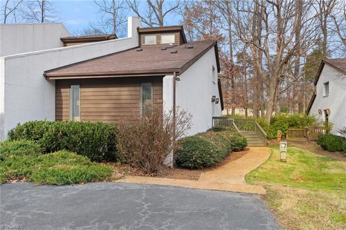 33 Lantern Ln, Lexington, NC, 27295-8610 | Card Image