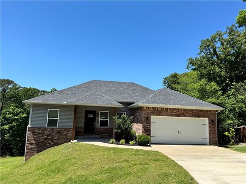4 Kemble Cir, Bella Vista, AR, 72714-3134 | Card Image