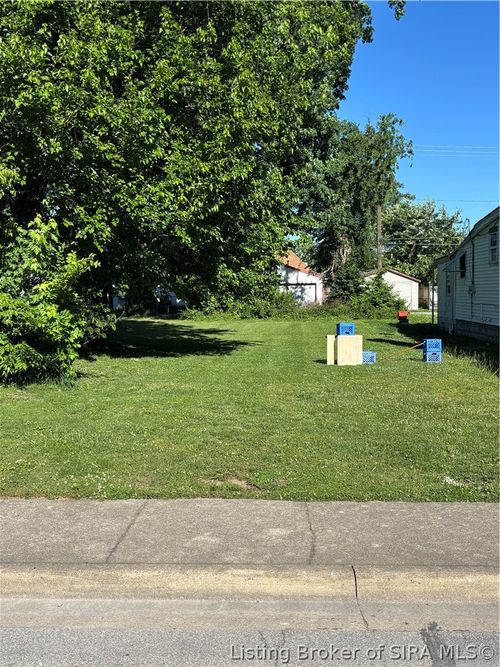 1317 Locust Street, New Albany, IN, 47150 | Card Image