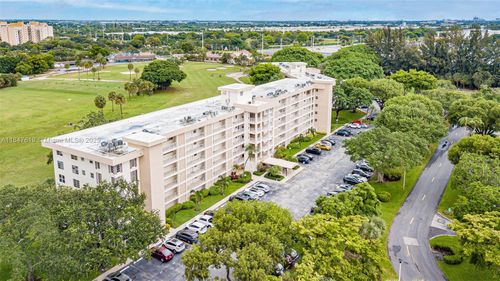 apt-602-2651 S Course Dr, Pompano Beach, FL, 33069-6308 | Card Image