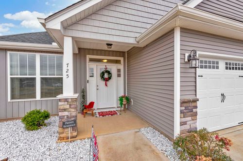 725 E Osprey Ln, Cowpens, SC, 29330-8001 | Card Image