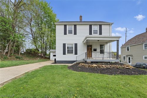 1618 Hobart Avenue Ne, Massillon, OH, 44646 | Card Image