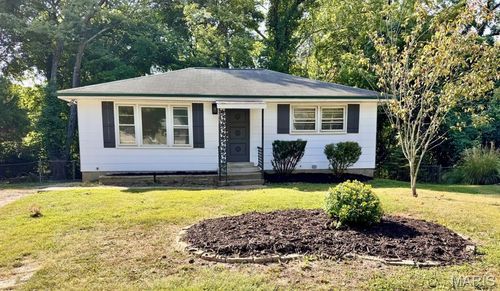 4204 Marlin Dr, Saint Louis, MO, 63121-1800 | Card Image