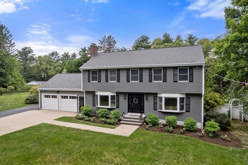 322 Concord Rd, Wayland, MA, 01778-1121 | Card Image