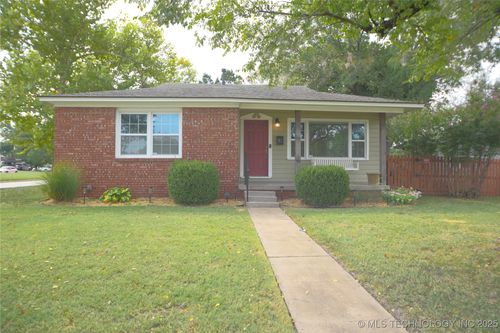 10 S 106th East Pl, Tulsa, OK, 74128-1439 | Card Image