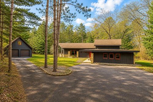 S12719 Pearl Road, Spring Green, WI, 53588 | Card Image