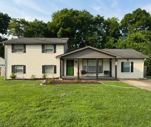 106 Colonial Dr, Hendersonville, TN, 37075-3205 | Card Image