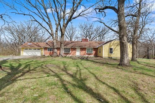 404 Oak Dr, Roberts, IL, 60962-8102 | Card Image