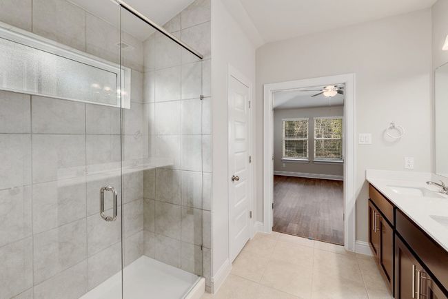 20809 Peacemaker Trl, House other with 3 bedrooms, 2 bathrooms and 4 parking in Lago Vista TX | Image 16