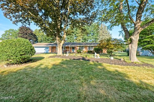 2361 St Joseph Dr, Niskayuna, NY, 12309-2216 | Card Image