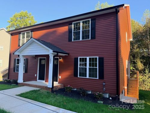 202 W 19th St, Newton, NC, 28658-2908 | Card Image