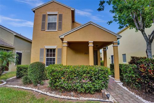 2057 Se Avon Park Dr, Port St. Lucie, FL, 34952-7798 | Card Image