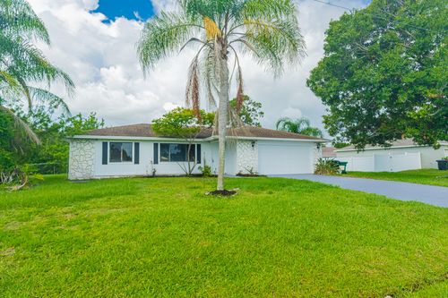 922 Se Thornhill Dr, Port St. Lucie, FL, 34983-4056 | Card Image