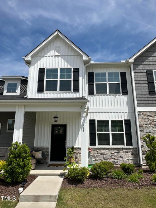 743 Hadstock Path, Zebulon, NC, 27597-5542 | Card Image