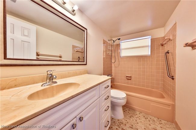 APT-508 - 2131 Lakeview Dr, Condo with 2 bedrooms, 2 bathrooms and null parking in Sebring FL | Image 17