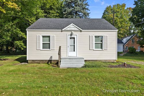 112 Fairview Drive, Eureka Township, MI, 48838 | Card Image