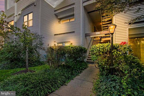 1623-a-1623 Carriage House Ter, SILVER SPRING, MD, 20904-2287 | Card Image