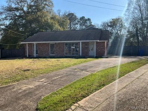 1110 Deramus Ct, Prattville, AL, 36066-5802 | Card Image
