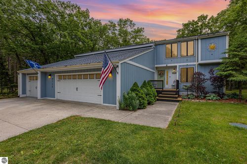 4738 Willow Bend Rd, Oscoda, MI, 48750-9760 | Card Image