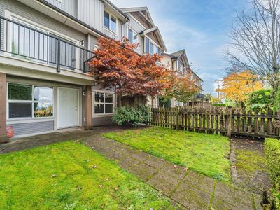 25 - 6366 126 St, Townhouse with 3 bedrooms, 2 bathrooms and 2 parking in Surrey BC | Image 1