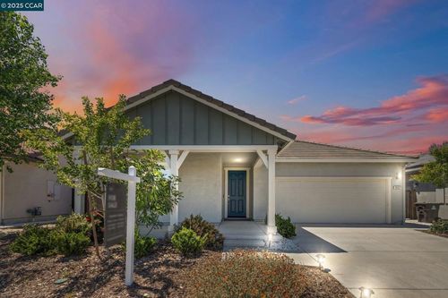 15477 Port Washington St, Lathrop, CA, 95330-8347 | Card Image