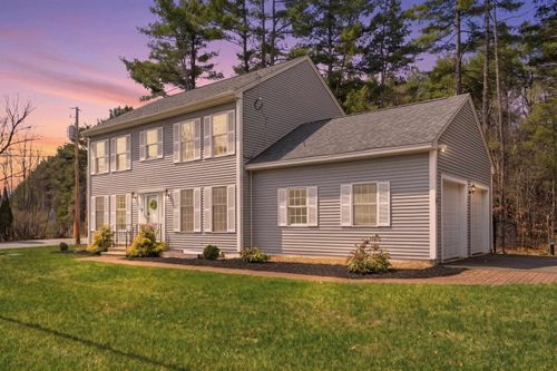 8 Matthews Rd, Swanzey, NH, 03446-3500 | Card Image