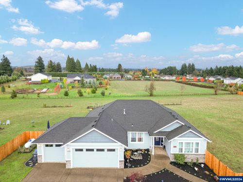 5620 Montgomery Farm Ln Se, Aumsville, OR, 97325 | Card Image