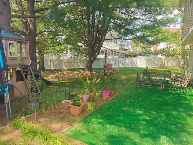 8 Carlisle Ct, House other with 3 bedrooms, 3 bathrooms and null parking in Old Bridge NJ | Image 20