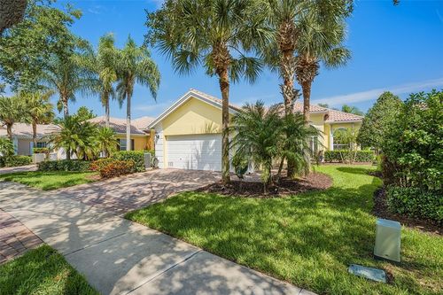 5670 Corsica Pl, Vero Beach, FL, 32967-7655 | Card Image
