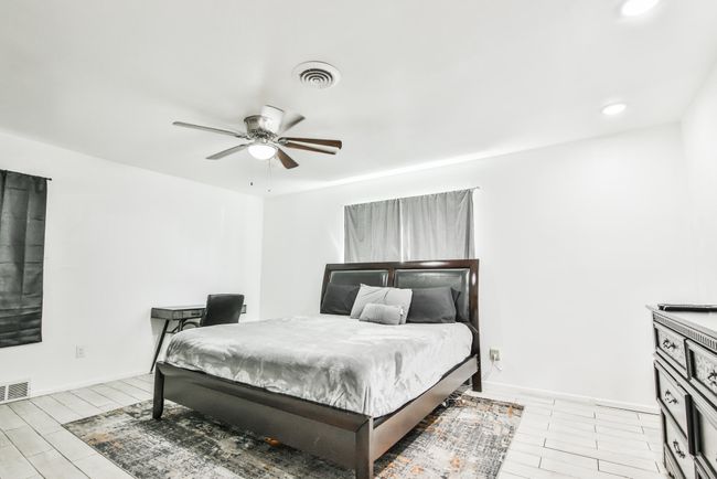 904 Tulane St, House other with 3 bedrooms, 2 bathrooms and null parking in Lubbock TX | Image 7