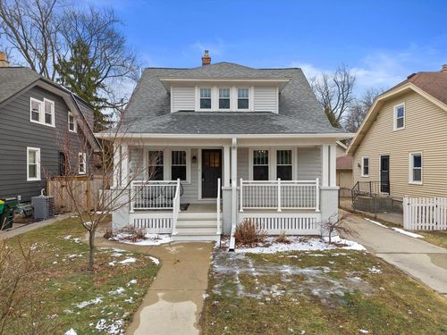 2005 E Beverly Road, Shorewood, WI, 53211 | Card Image