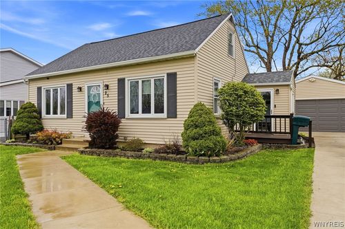 25 Rossiter Ave, Depew, NY, 14043-2715 | Card Image