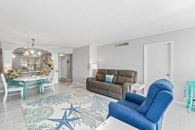 133 - 2525 Florida Boulevard, Condo with 2 bedrooms, 2 bathrooms and null parking in Delray Beach FL | Image 3