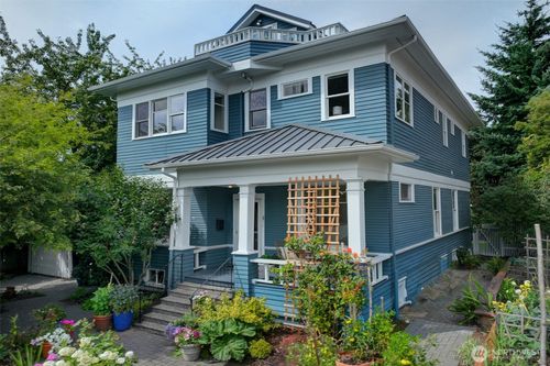 108 Ne 56th St, Seattle, WA, 98105-3738 | Card Image