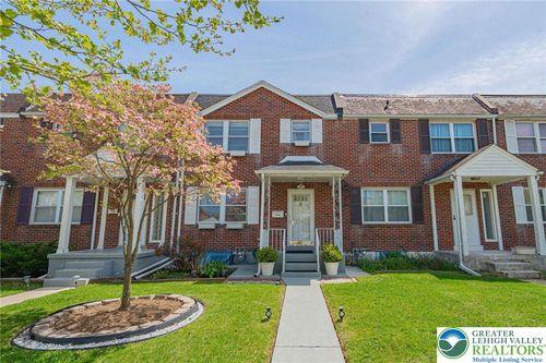 2040 W Allen St, Allentown, PA, 18104-5039 | Card Image