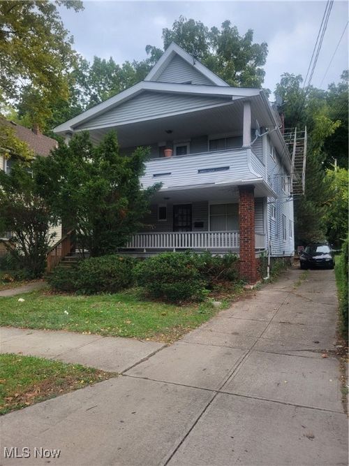 16902 Endora Road, Cleveland, OH, 44112 | Card Image